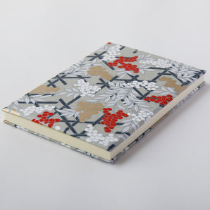 御朱印帳|A5|南天柄|友禅紙 朱印帖 ゴールド | 尚雅堂