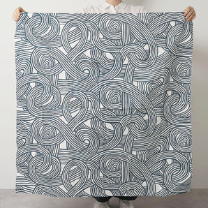 風呂敷 100cm|伊砂文様 結|両面染め 藍 / オレンジ|綿シャンタン|むす美