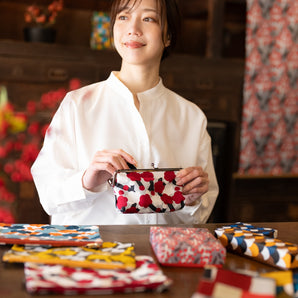 がま口 (横型 / 小)|松柄|手染め生地 帆布 綿100% 和財布 ポーチ ウォレットポーチ 日本製|京都職人仕上げ 【 Fuwa Market オリジナル 】