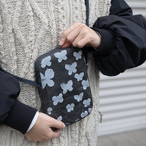 Washi Smartphone Pouch | mina perhonen | memoria black | lightweight crossbody bag | SIWA
