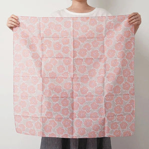 ふわり綿風呂敷 中 梅花紋｜かまわぬ｜風呂敷 かまわぬ