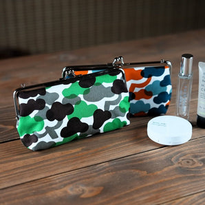 Gamakuchi (type horizontal / petit) | Matsukawa | Teinture à la main tissu brut Parapluie toile 100% soie tissu japonais Porte-monnaie portefeuille fabriqué au Japon | Artisanat de Kyoto 【 Fuwa Market Original 】 