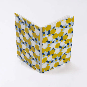 御朱印帖｜大判サイズ (B6) ｜梅柄｜手染め和紙 朱印帖 蛇腹式 日本製｜京都職人仕上げ 【 Fuwa Market オリジナル 】 Fuwa Market