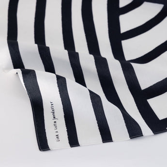 風呂敷 Svall (波) 生地アップ