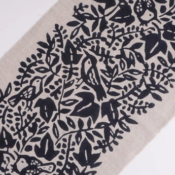 手ぬぐい｜綿 麻 コットン｜注染｜綿麻てぬぐい とり唐草 墨｜かまわぬ かまわぬ