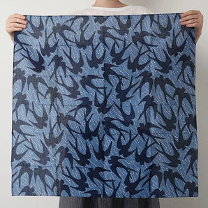 ふわり綿風呂敷 中 ツバメ｜かまわぬ｜風呂敷 かまわぬ