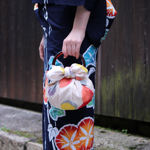 Furoshiki Bag (with Ring) Modern Girl Polka Dot Beige Strawberry Bag 70cm｜Furoshiki Musubi