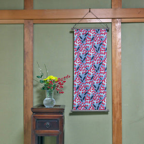 Kyoto Craftsman Finishing｜Happiness Pattern Tenugui, Nanten｜Hand-dyed fabric, 100% cotton, Made in Japan