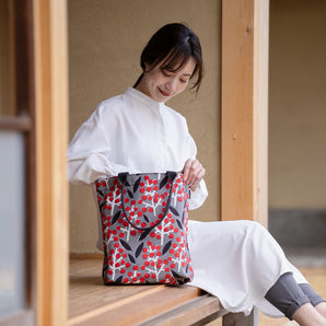 Kyoto Craftsman Finishing｜Happiness Pattern Vertical Tote Bag Nanten｜Hand-dyed Fabric 100% Cotton, Made in Japan